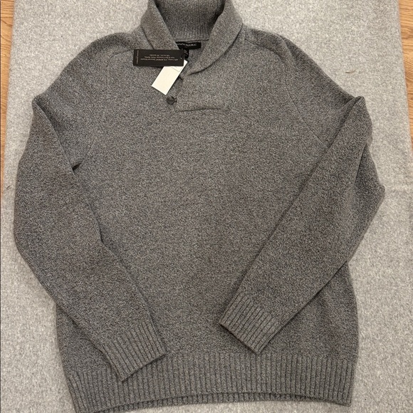 Banana Republic Other - NWT Banana Republic Heather Gray Knit Sweater- Size M